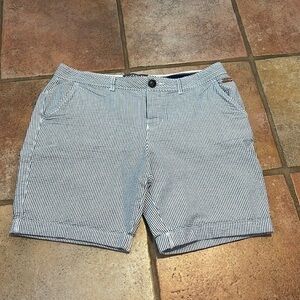 Superdry premium Chino seersucker shorts